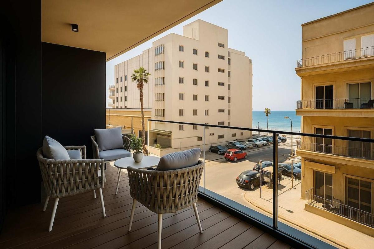 Seaview Front 3br Tlv By Sweetyguest Apartment